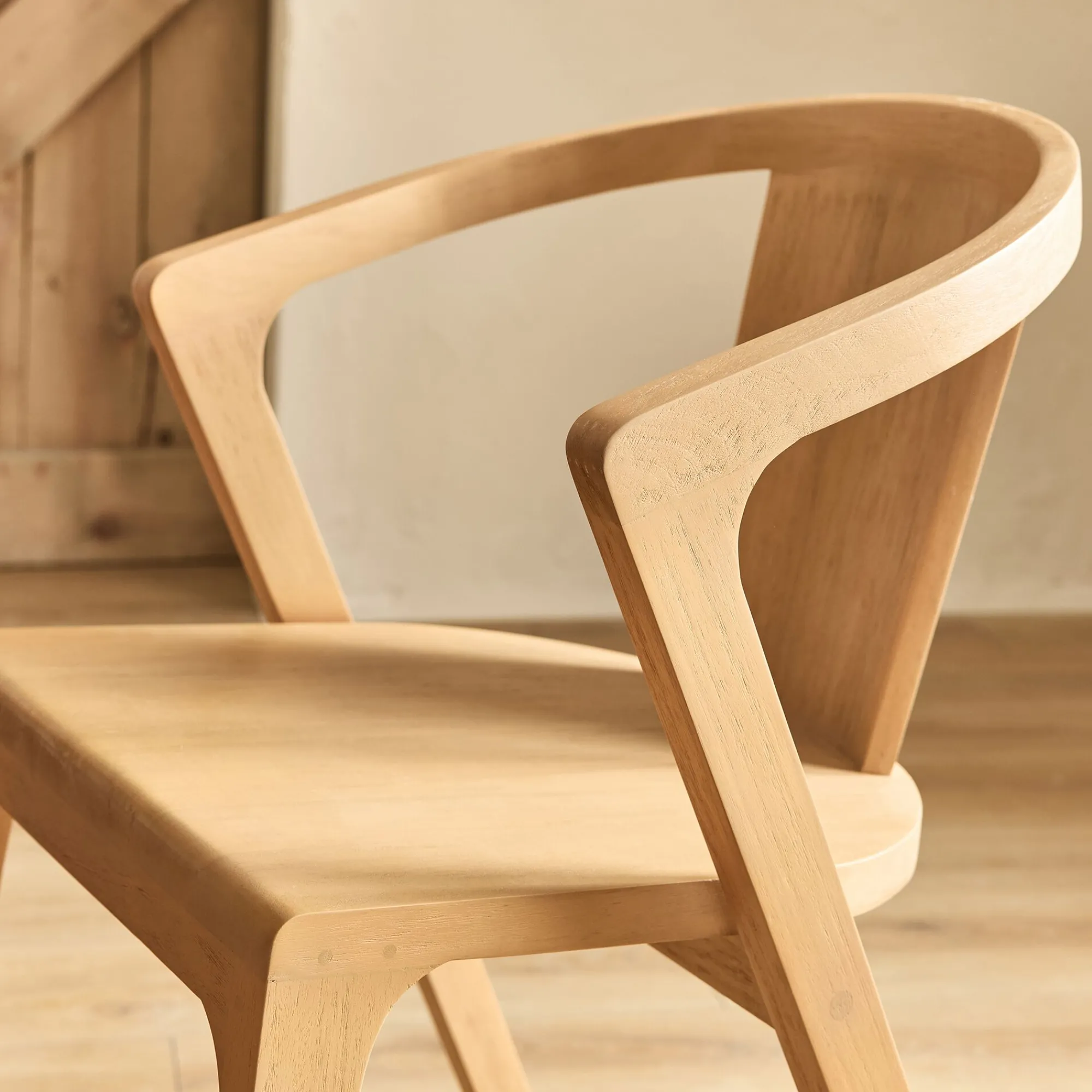 alinea Chaise De Salle À Manger*Chaise avec accoudoirs en bois d'acajou - Bois clair