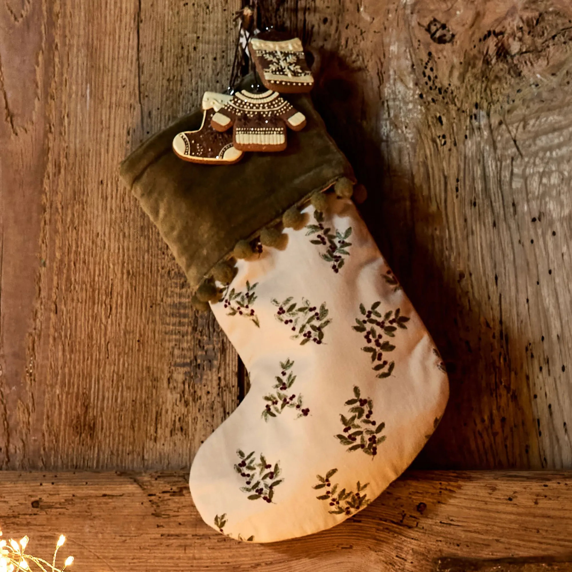alinea Décoration À Suspendre*Chaussette déco de Noël motif floral - Vert