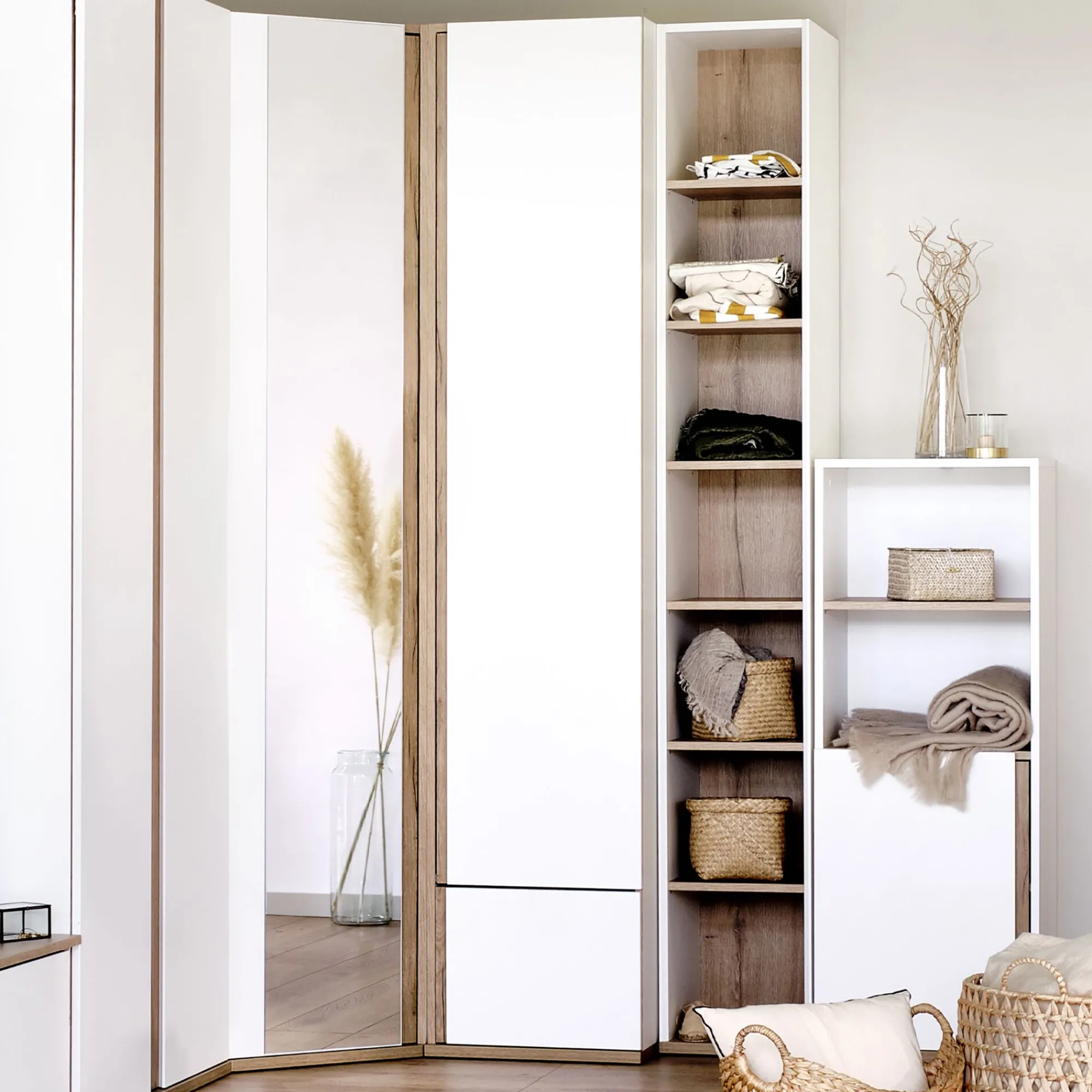 alinea Dressing*Colonne de rangement en bois effet chêne H235xL35cm - Blanc