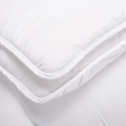 alinea Couette*Couette 4 saisons en fibres recyclées - 140x200cm Blanc