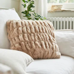 alinea Bureau Enfant|Coussin Enfant*Coussin imitation fourrure 45x45cm - alpilles Beige