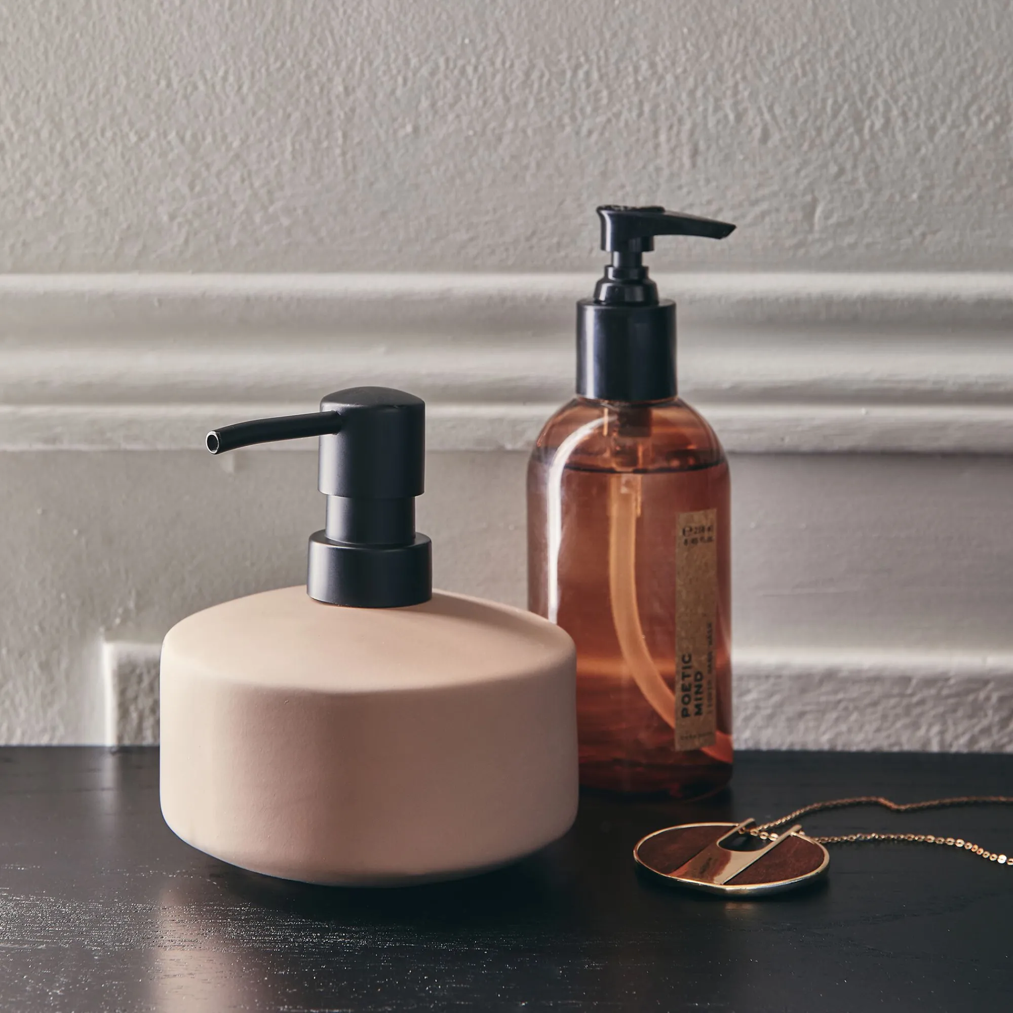 alinea Accessoire De Salle De Bain*Distributeur de savon en grès - Rose