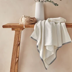 alinea Drap De Douche*Drap de douche brodé en coton - ventoux 70x140cm Blanc
