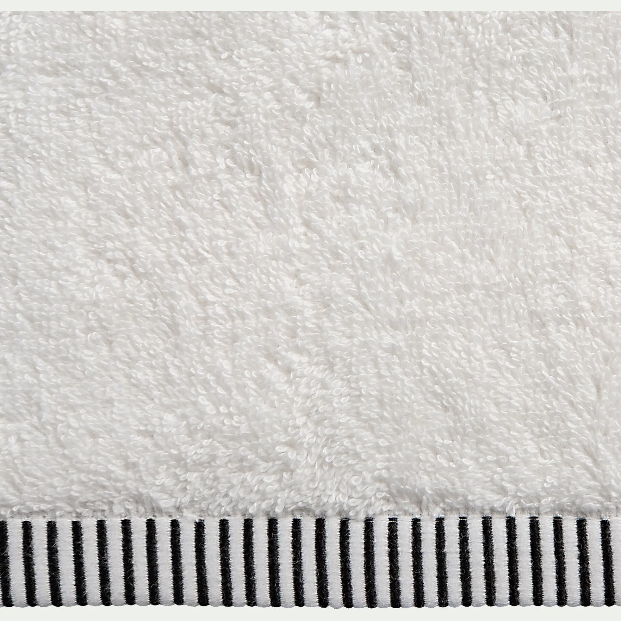 alinea Drap De Douche*Drap de douche brodé en coton - ventoux 70x140cm Blanc