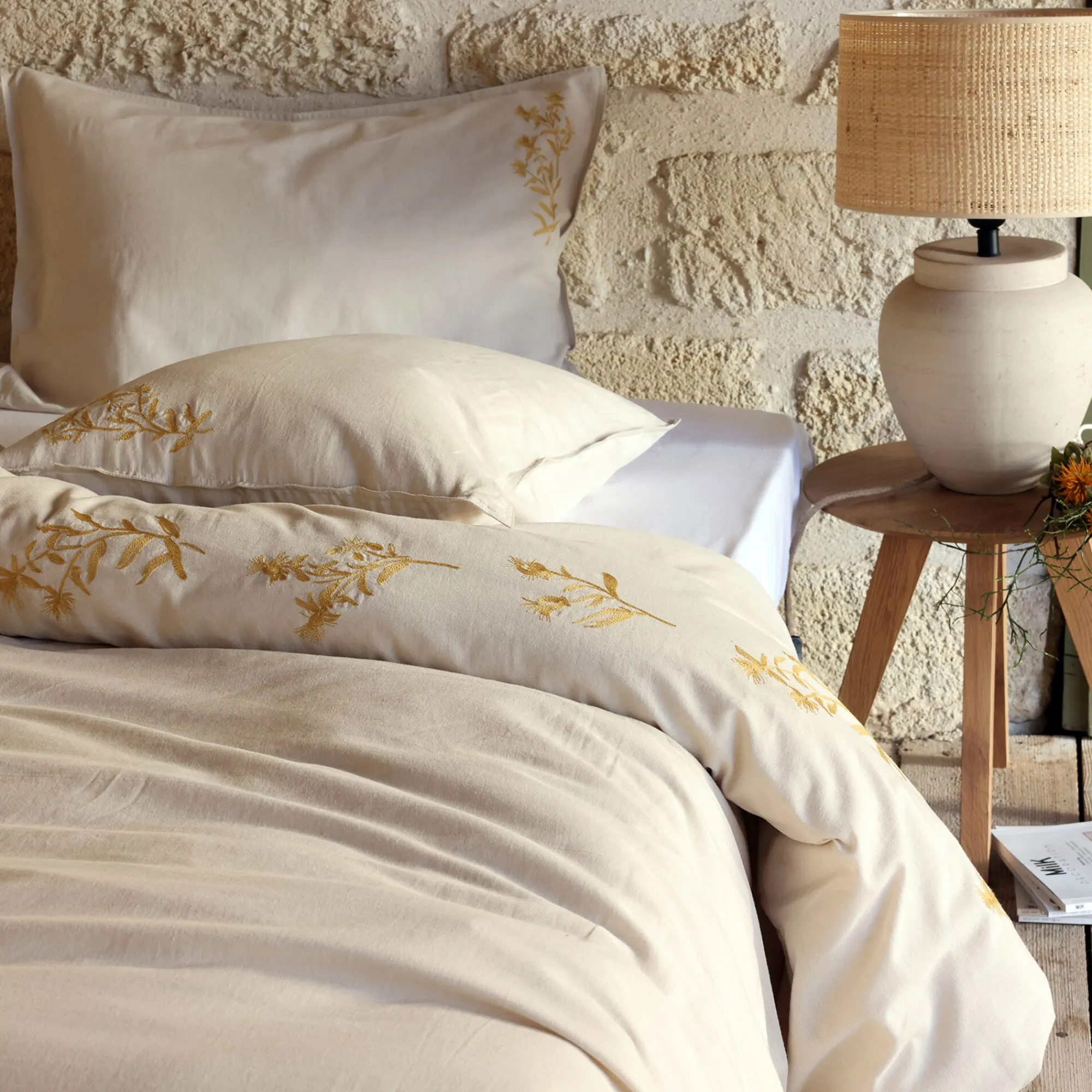 alinea Housse De Couette*Housse de couette brodée en lin lavé et coton 260x240cm - Blanc