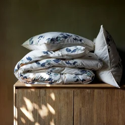 alinea Parure De Lit*Housse de couette 240x220cm et 2 taies d'oreiller 63x63cm en coton lavé à motif floral - Blanc