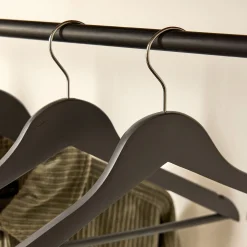alinea Dressing*Lot de 5 cintres en bois - gris