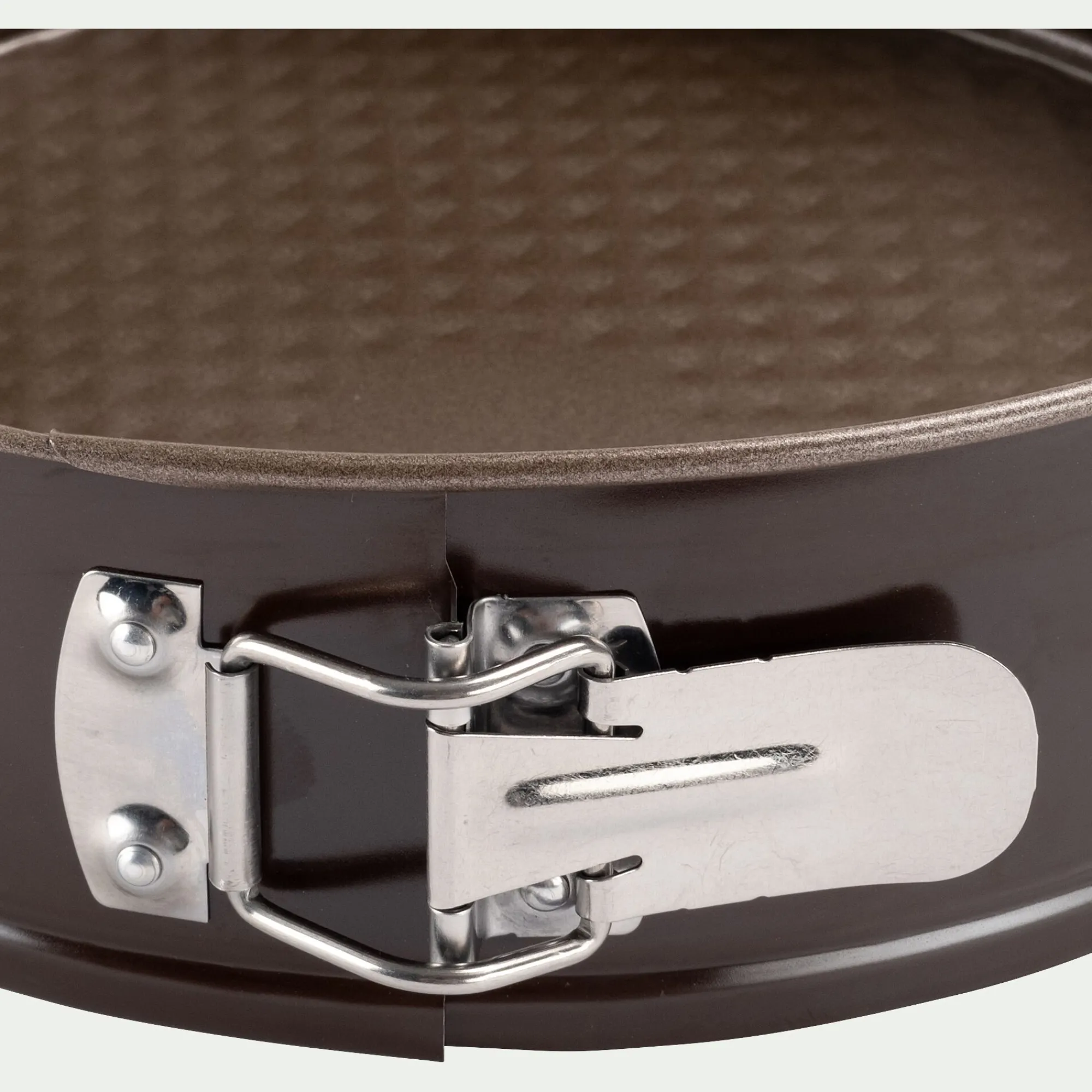 alinea Emporte-Pièce Et Cercle À Pâtisserie|Moule À Gâteau*Moule à manqué rond démontable en acier D24cm - Marron
