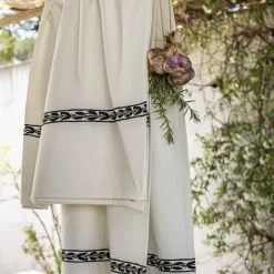 alinea Nappe*Nappe finition brodée Kissos en coton 145x250cm - Blanc