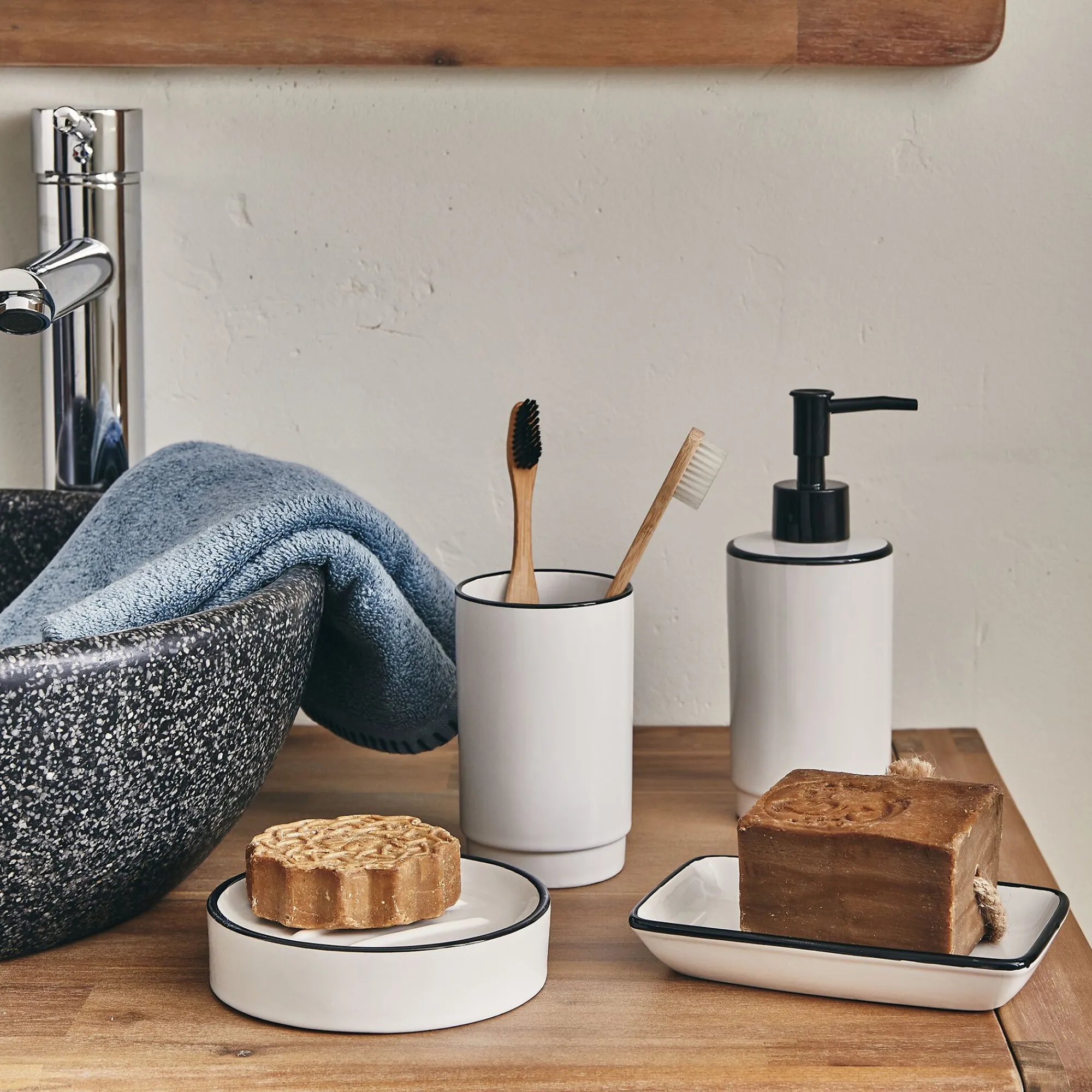 alinea Accessoire De Salle De Bain*Porte brosse à dent en grès - blanc H11,4cm