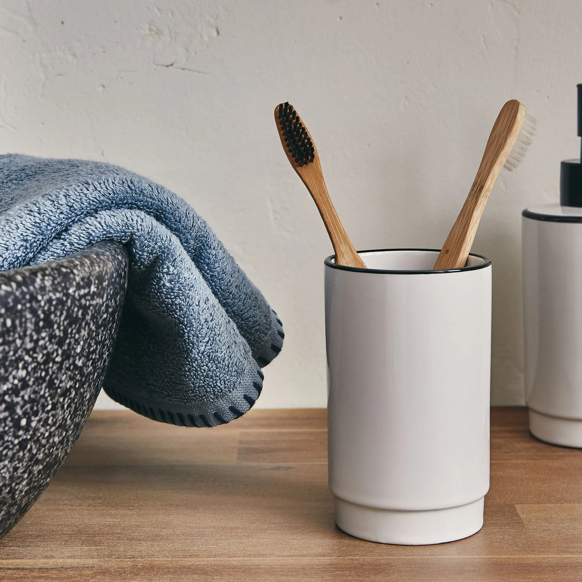 alinea Accessoire De Salle De Bain*Porte brosse à dent en grès - blanc H11,4cm