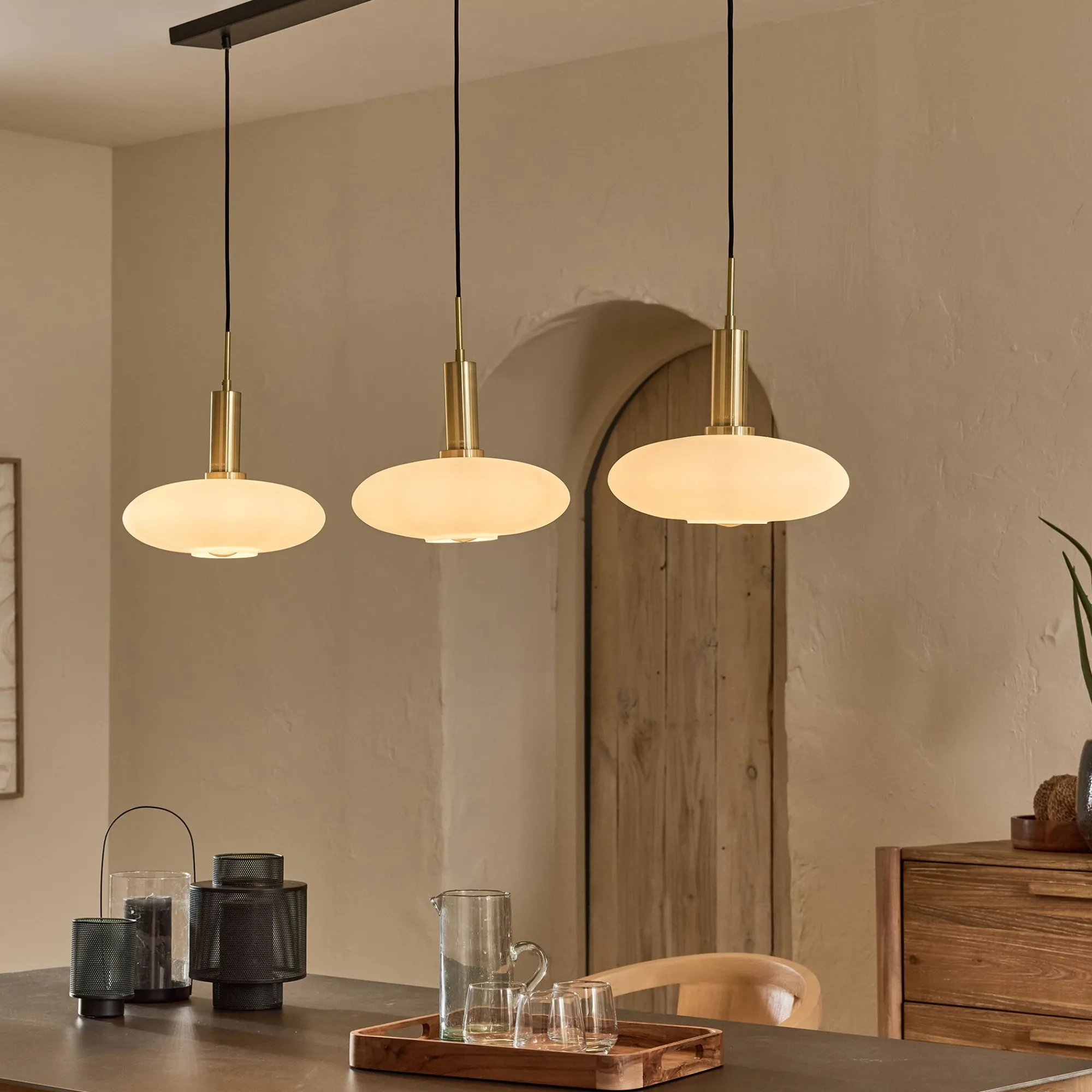 alinea Suspension Électrifiée*Suspension électrifiée à 3 globes en verre opalin H70cm - Blanc